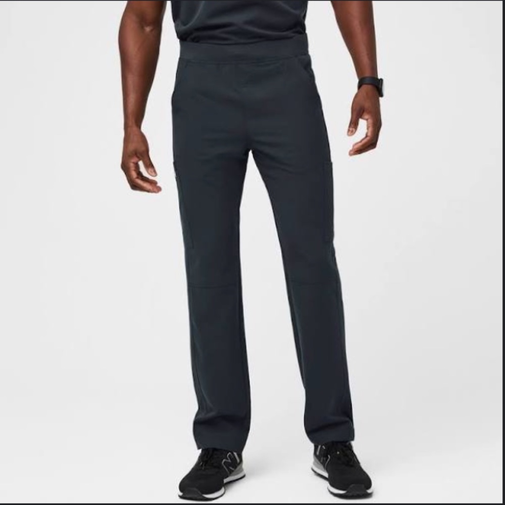 FIGS Men's Dark Harbor Blue/Gray Axim Cargo Scrub Pant Medium (or women's)